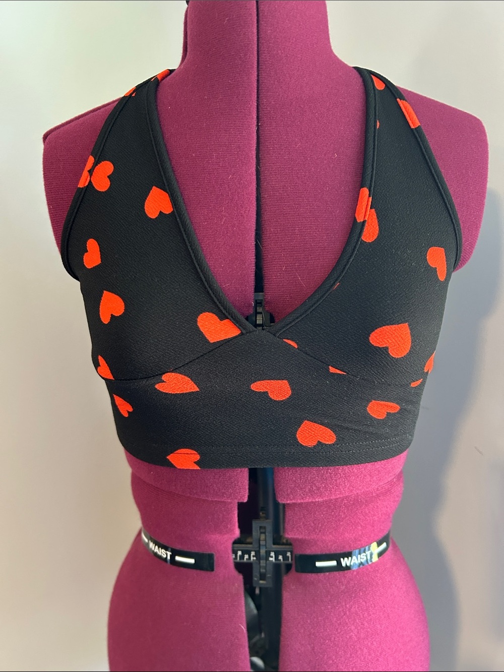 Women's Black & Red Heart Print Cropped Halter Top